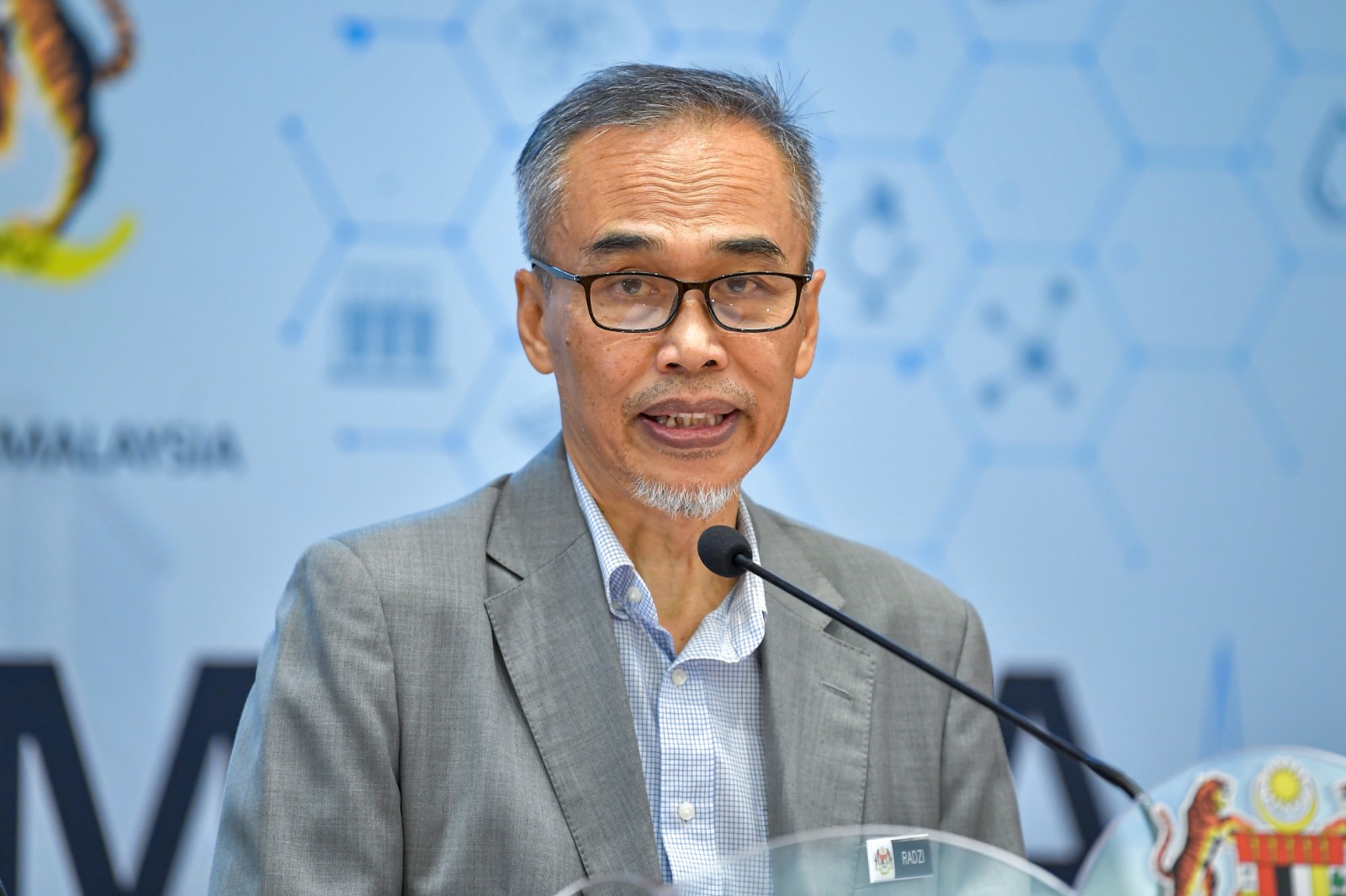 更公平透明系统取代ePLACEMENT 卫生总监:5月报到人员将调整